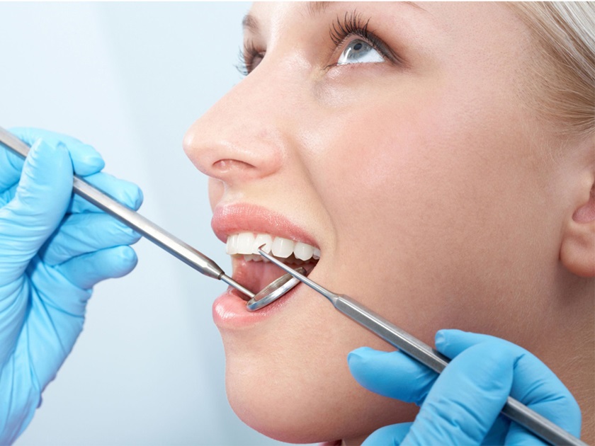 Kiểm tra răng định kỳ là cách chăm sóc răng sứ Titan tốt nhất